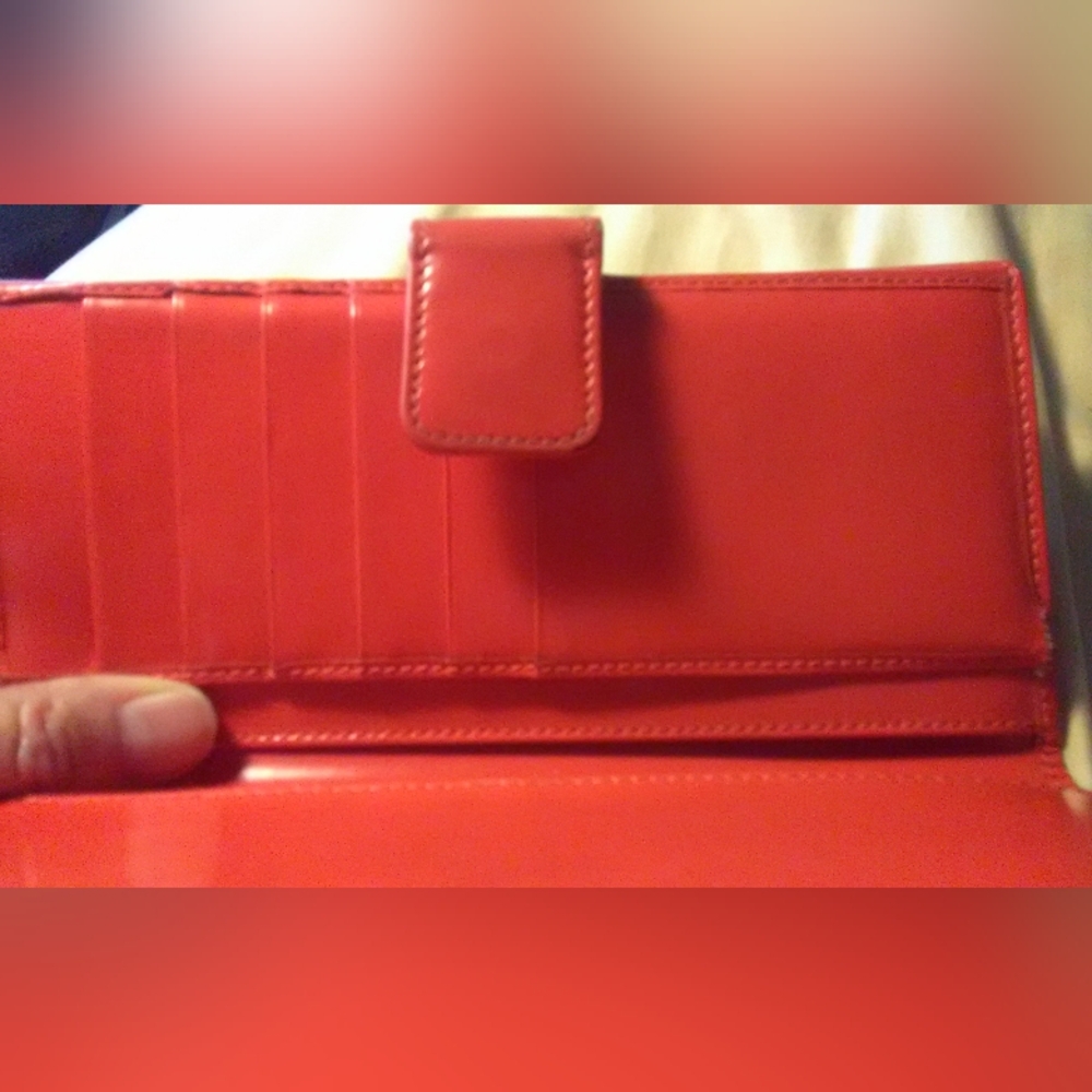 VINTAGE GUCCI WALLET ORANGE W/ SILVER METAL PATENT LEATHER. READ DESCRIPTION - Picture 14 of 14